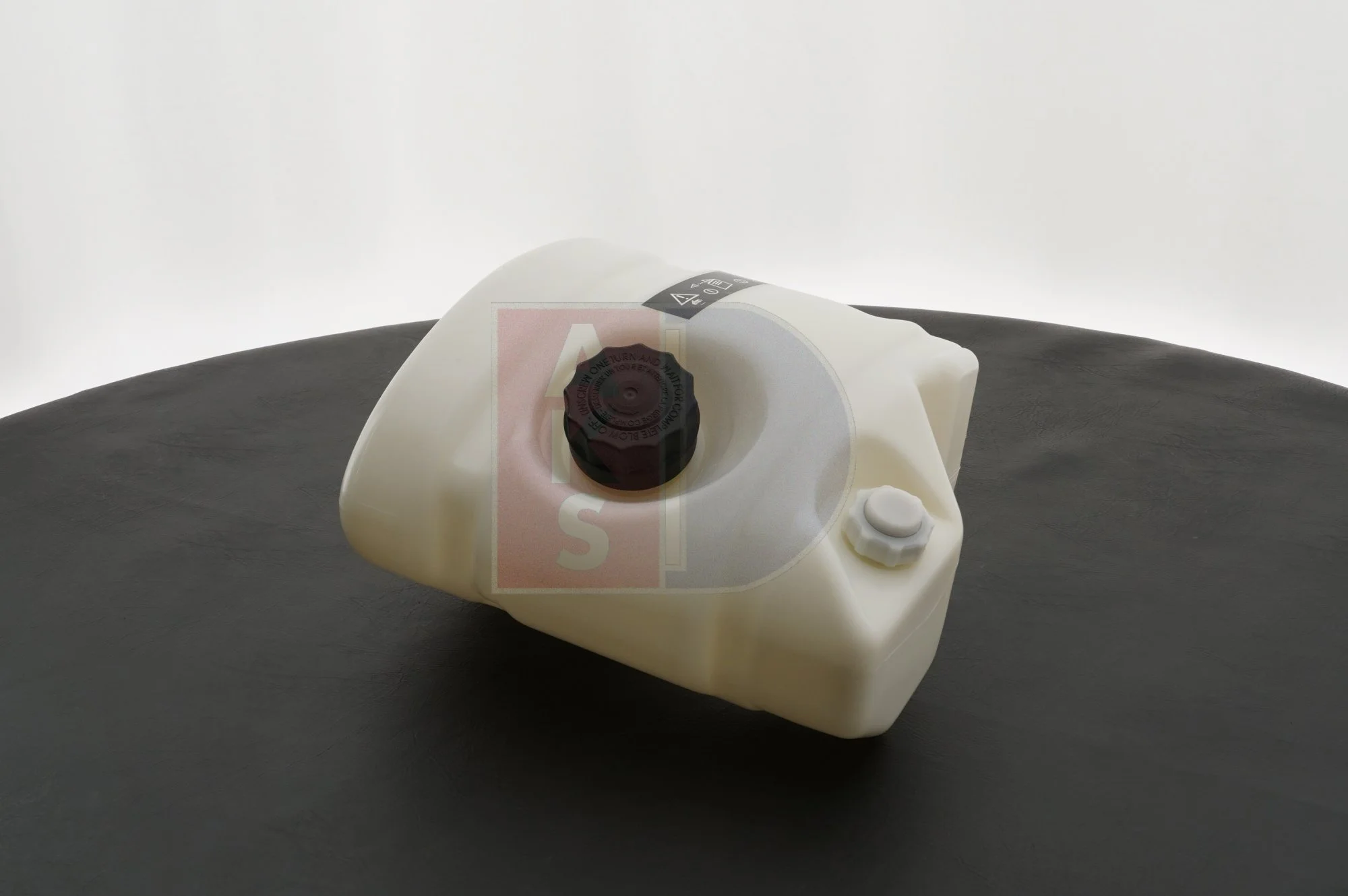 Vyrovnávací nádoba, chladivo